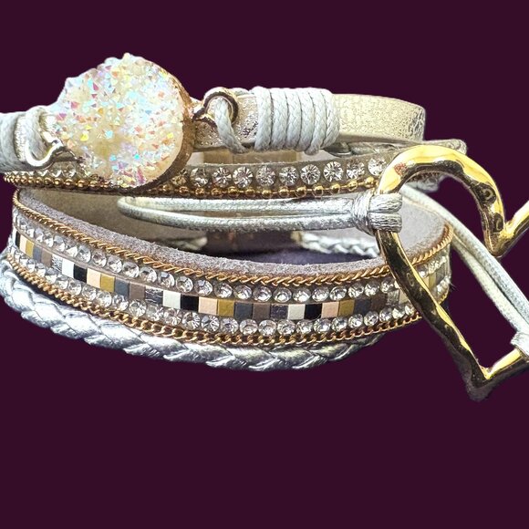 Boho Heart Leather Multi-layered Cuff Magnetic Bracelet Gold/Silver Accents EUC - Picture 6 of 12